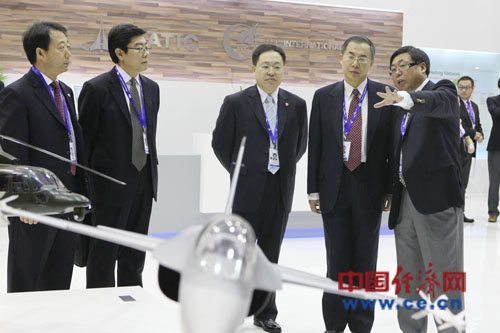 �������̎��������L�����ҕ��չ�_